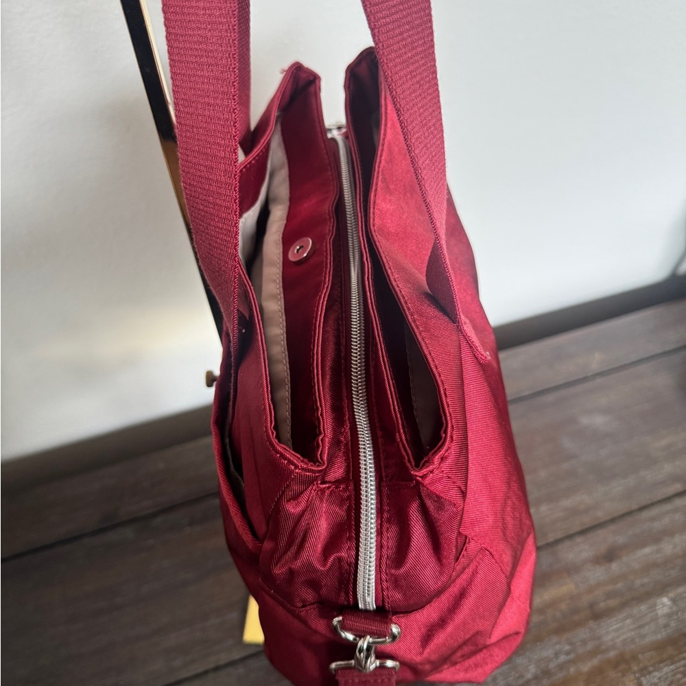 Kipling Kenzie Shoulder Bag Cherry Red Tote Bag - Picture 8 of 11
